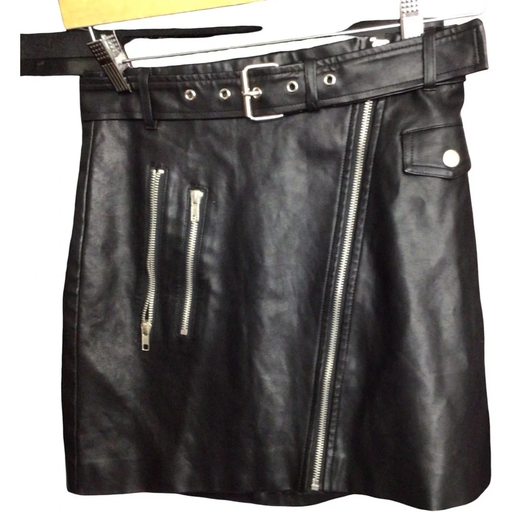 Forever 21 Black Faux Leather Mini Skirt with Silver Zippers